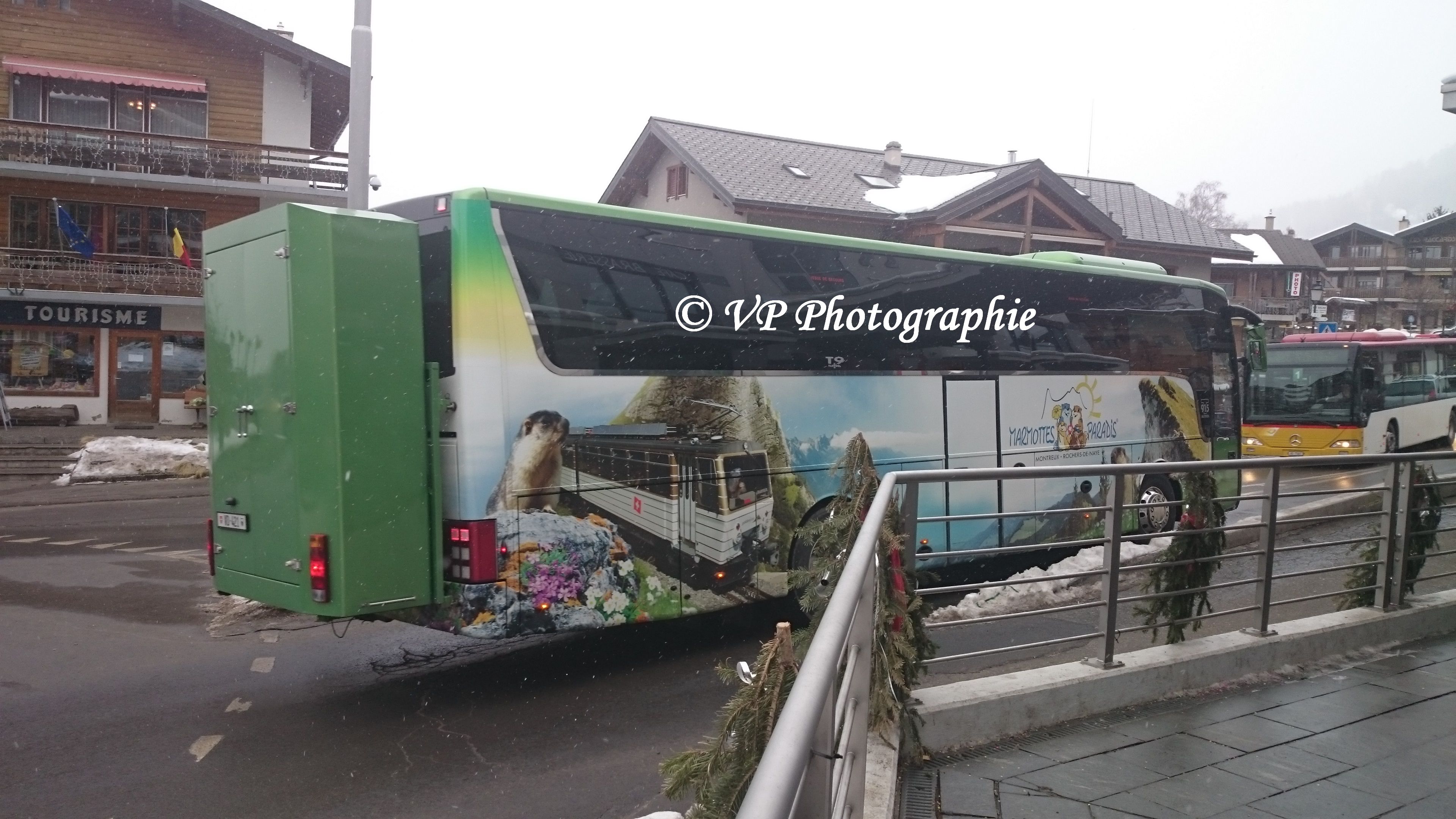Photo d'un Car à Lathion Voyages